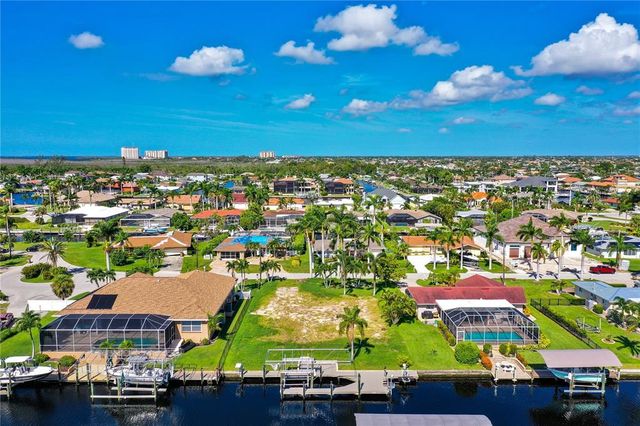 5327 Baypoint Ct #25, Cape Coral, FL 33904