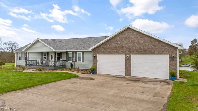 2575 Moody Ridge Rd, Vincent, OH 45784