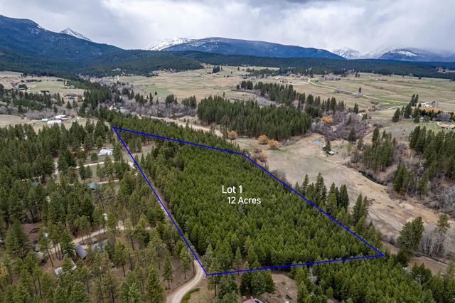 Bunkhouse Rd, Darby, MT 59829