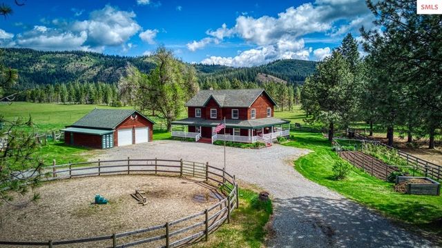 415 Shale Rd, Priest River, ID 83856
