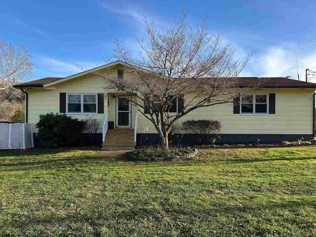 136 Forinash Rd, Weston, WV 26452