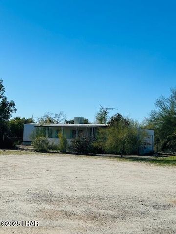 66698 Colena Dr, Salome, AZ 85348