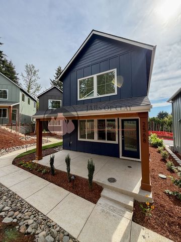 2568 Gilbert St S, Salem, OR 97302