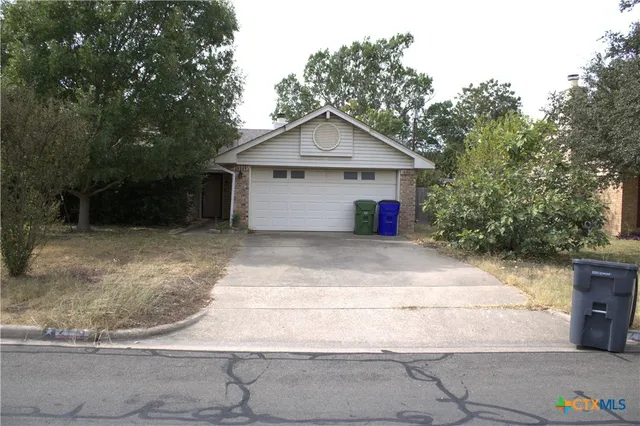 2105 Ruidoso Dr, Woodway, TX 76712