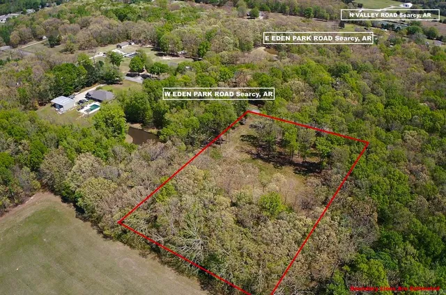 W, Searcy, AR 72143
