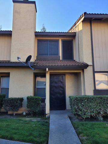 3006 Andre Ln, Turlock, CA 95382