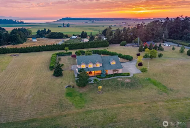 1049 Burchell Road, Coupeville, WA 98239