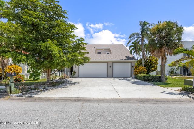 805 W  Central Blvd, Cape Canaveral, FL 32920