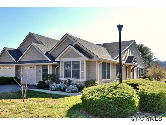 10 Champion Ct, Waynesville, NC 28786