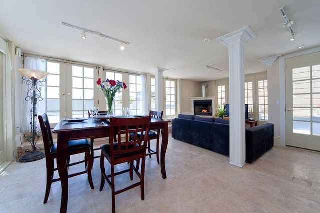 14 Surrey St #A, San Francisco, CA 94131