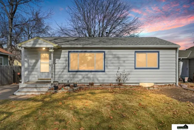 6332 Logan Ave, Lincoln, NE 68507