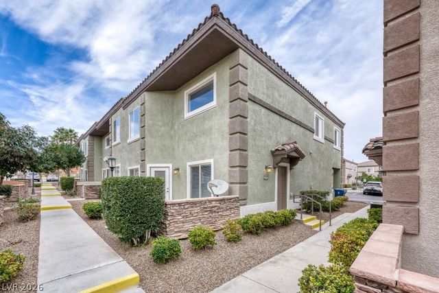 10443 Alpine Edge Ave, Las Vegas, NV 89129
