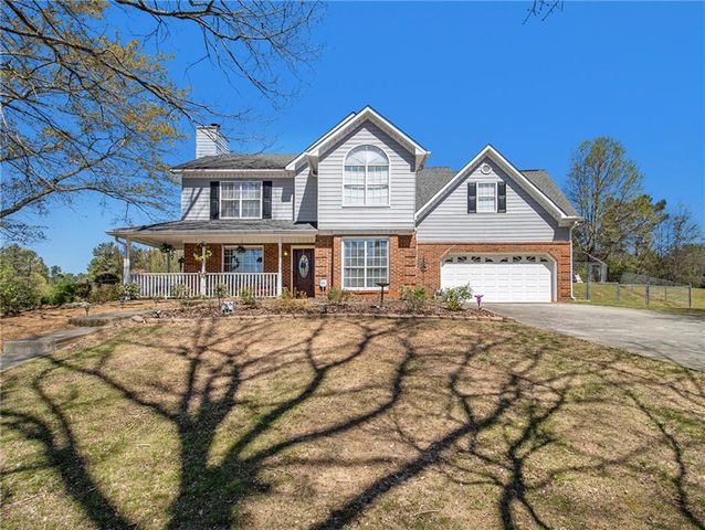 2923 Forest Fls, Loganville, GA 30052