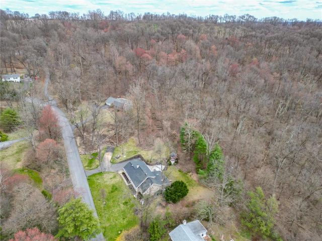 1500 Gable Dr, Coopersburg, PA 18036