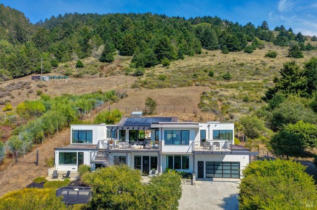 6976 Panoramic Highway, Stinson Beach, CA 94970