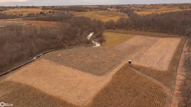 14060 Highway 92, Delta, IA 52550