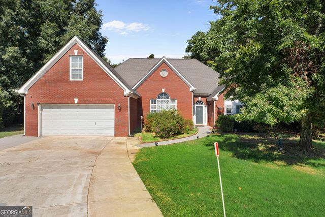1000 Georgian Hills Dr, Lawrenceville, GA 30045