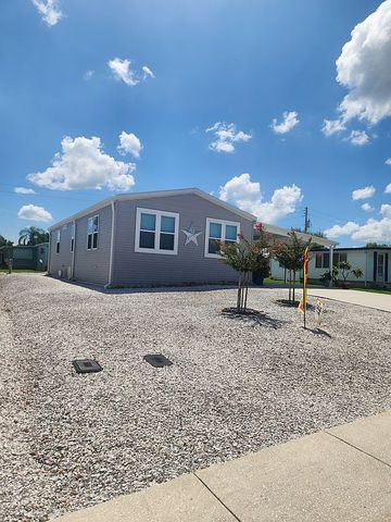 44 Harbor Way, Palm Harbor, FL 34684