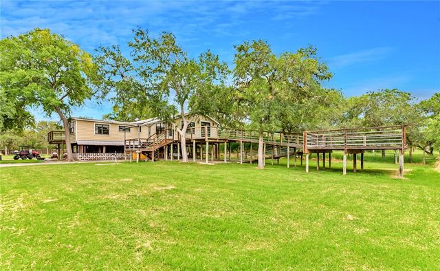 22150 County Road 1718, Mathis, TX 78368