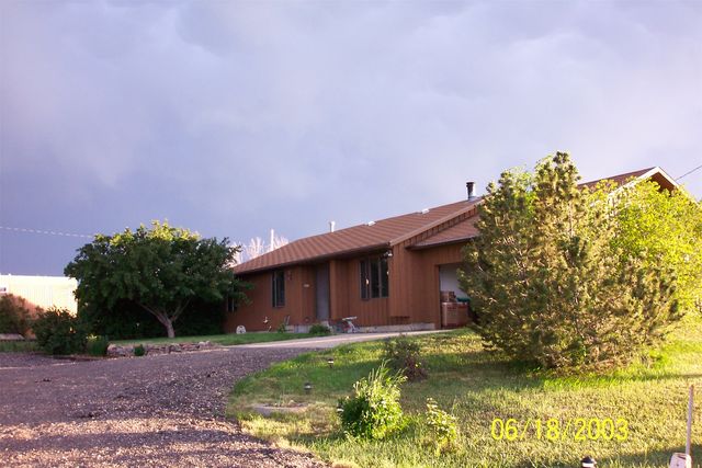 533 Central Ave, Sweet grass, MT 59484