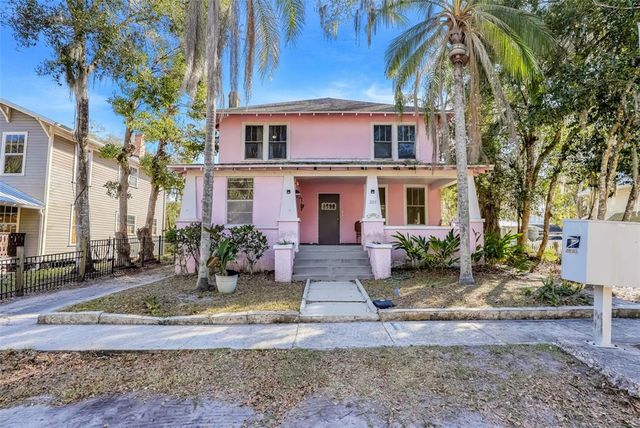225 N  Sans Souci Ave, Deland, FL 32720