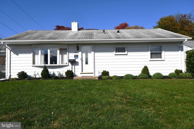 403 Andover Rd, Fairless Hills, PA 19030