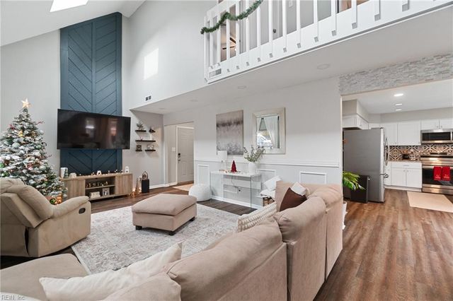5765 Albright Dr, Virginia Beach, VA 23464