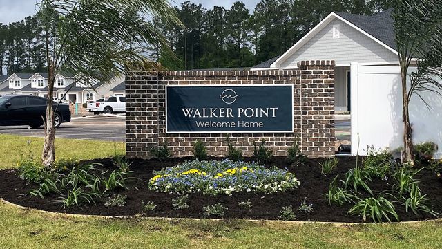 1055 Walker Point Way, Brunswick, GA 31525