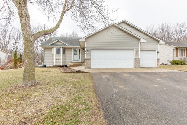 1011 Meadow St, Cologne, MN 55322