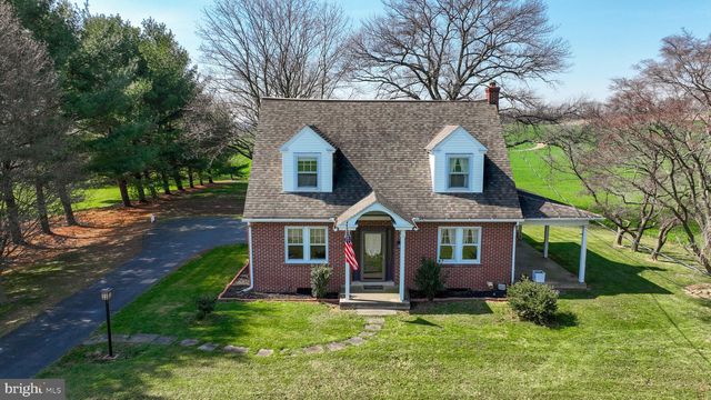 288 Central Manor Rd, Mountville, PA 17554