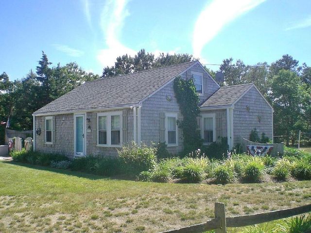 10 Bayside Court, Eastham, MA 02642