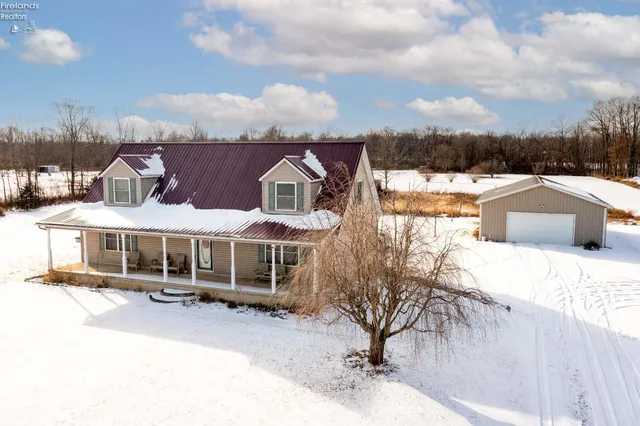 1201 Monroe Rd, Wakeman, OH 44889