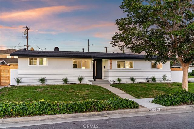 17044 Spinning Ave, Torrance, CA 90504