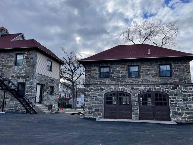 100 N  Swarthmore Ave #3, Ridley Park, PA 19078