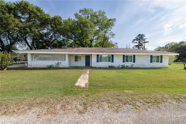 175 North St, Pitkin, LA 70656