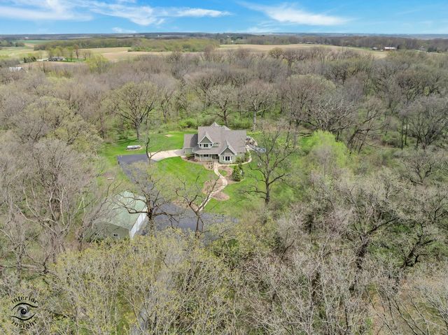 7223 N  16000e Rd, Grant Park, IL 60940