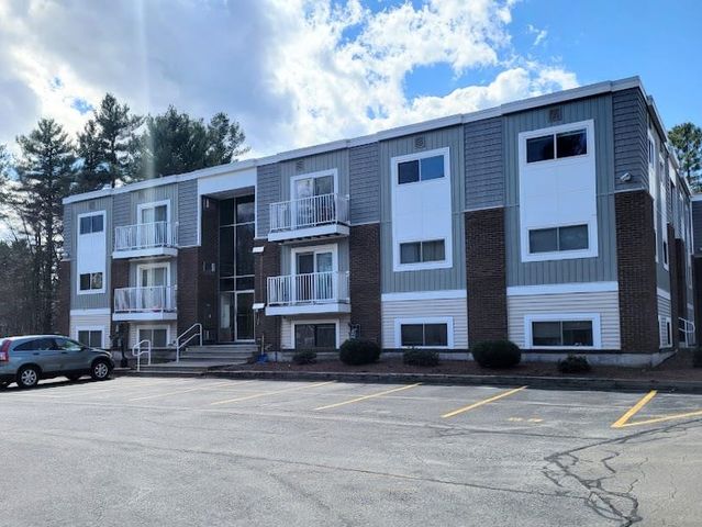 68E Constitution Drive UNIT 68, Londonderry, NH 03053