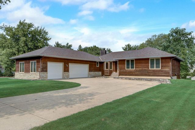 S78W20544 Monterey DRIVE, Muskego, WI 53150