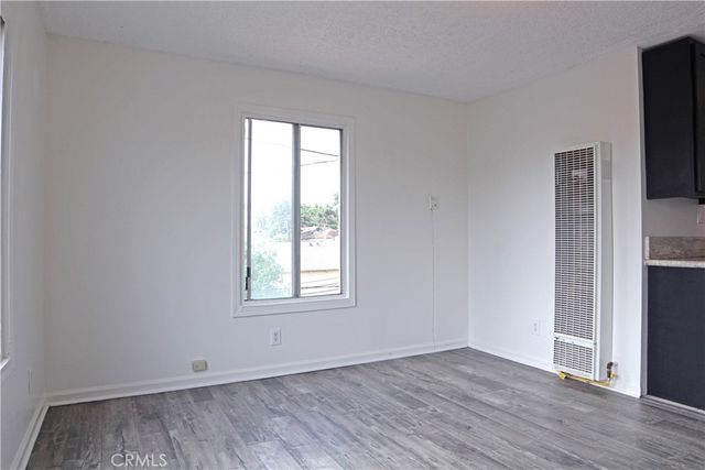 4055 1/4 Wall St, Los Angeles, CA 90011
