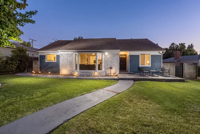 11736 Beverly Dr, Whittier, CA 90601