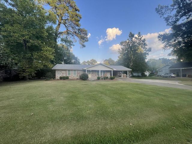 209 Avenue A, Brookhaven, MS 39601