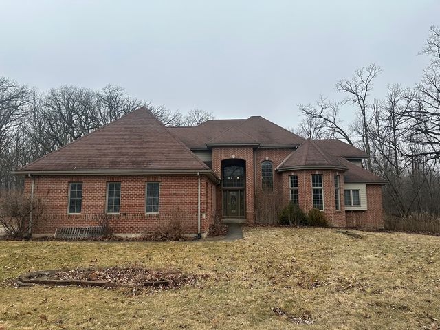 327 Royal Oak Dr, Matteson, IL 60475
