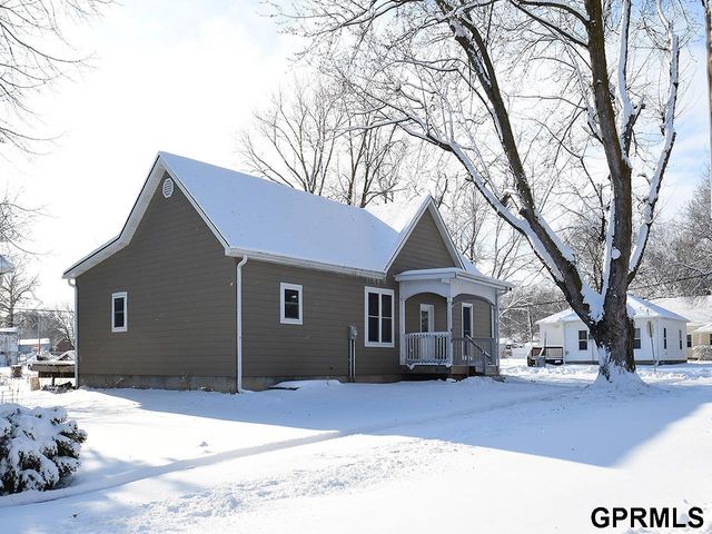 619 Park Ave, Milford, NE 68405