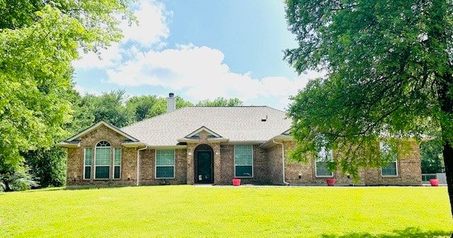 6525 Silver View Ln, Fort Worth, TX 76135