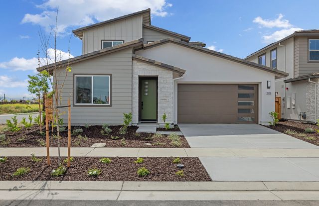 3526 Bullard Ln, Lathrop, CA 95330