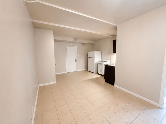 3104 Woodson Rd #12, Saint Louis, MO 63114