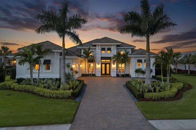 8465 Pavia Way, Bradenton, FL 34202