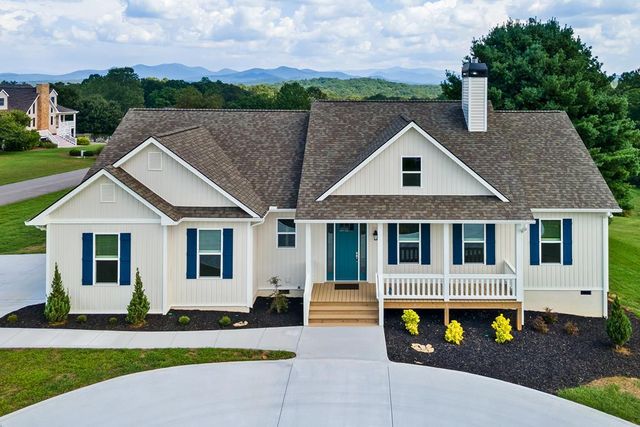 15 Kiloran Way, Blairsville, GA 30512