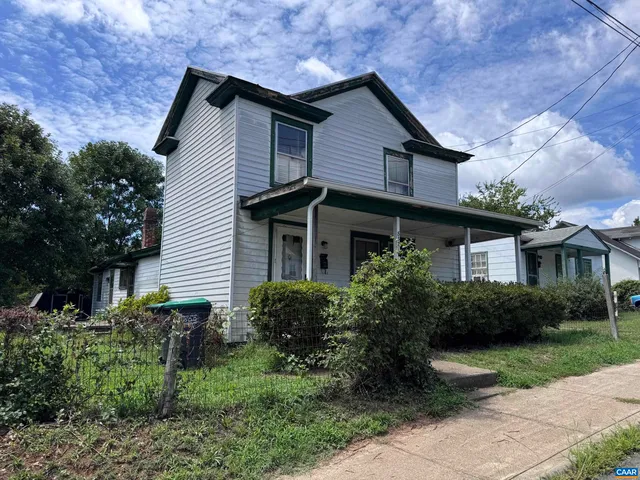 832 Bolling Ave, Charlottesville, VA 22902