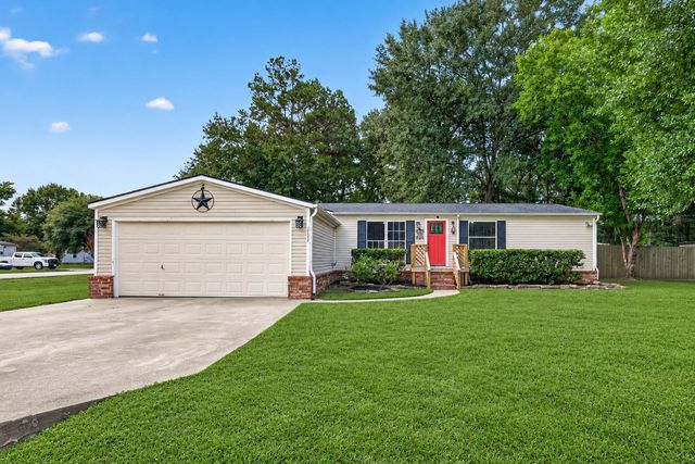 16396 Red Tail Hawk Ct, Conroe, TX 77302